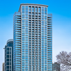  Hình ảnh thu nhỏ của cửa khoang thang máy mở tại Museum Park Tower 4 , Chicago, Illinois